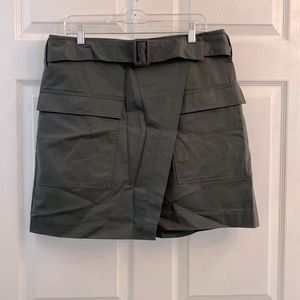 Banana Republic belted cargo wrap mini skirt olive green size 14 NWT